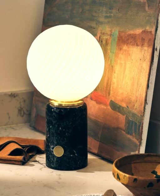 Swirl Table Lamp